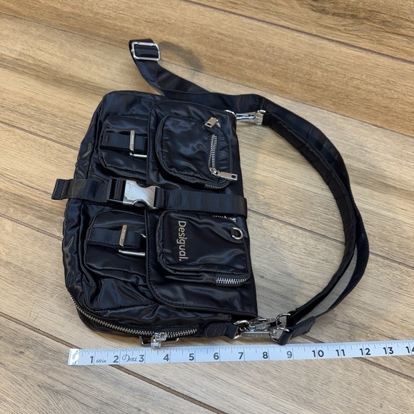 EUC‎ Desigual Black Pockets Crossbody Bum Bag - Picture 9 of 11